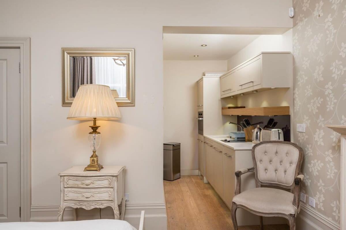 Charming Chelsea Studio Your Cozy Urban Retreat London Eksteriør bilde